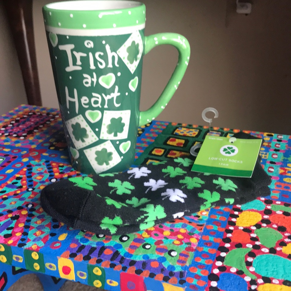 St Patrick’s inspired Mug and Ladies socks - NWT